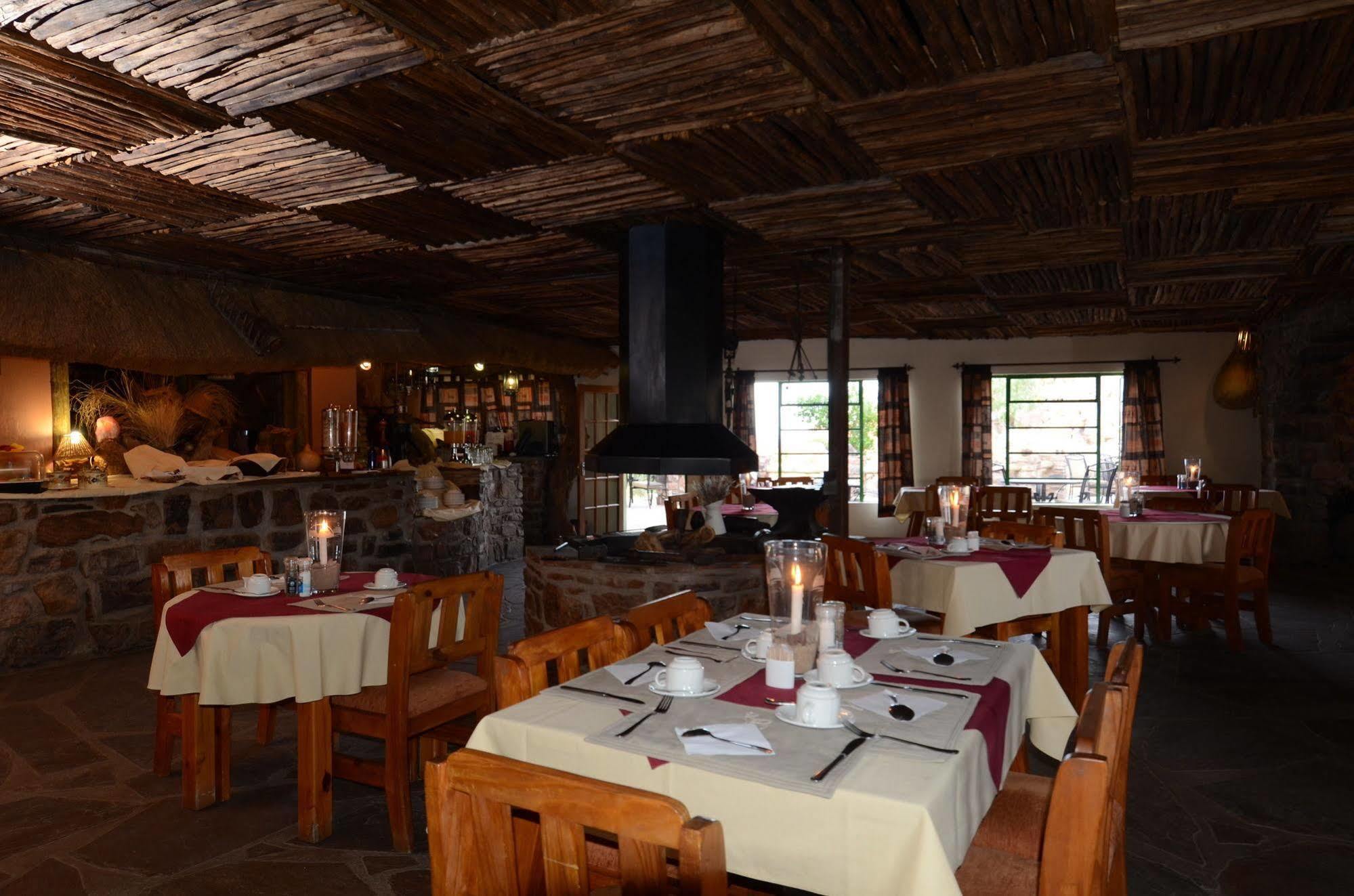 Gondwana Canyon Lodge Kanebis Ngoại thất bức ảnh